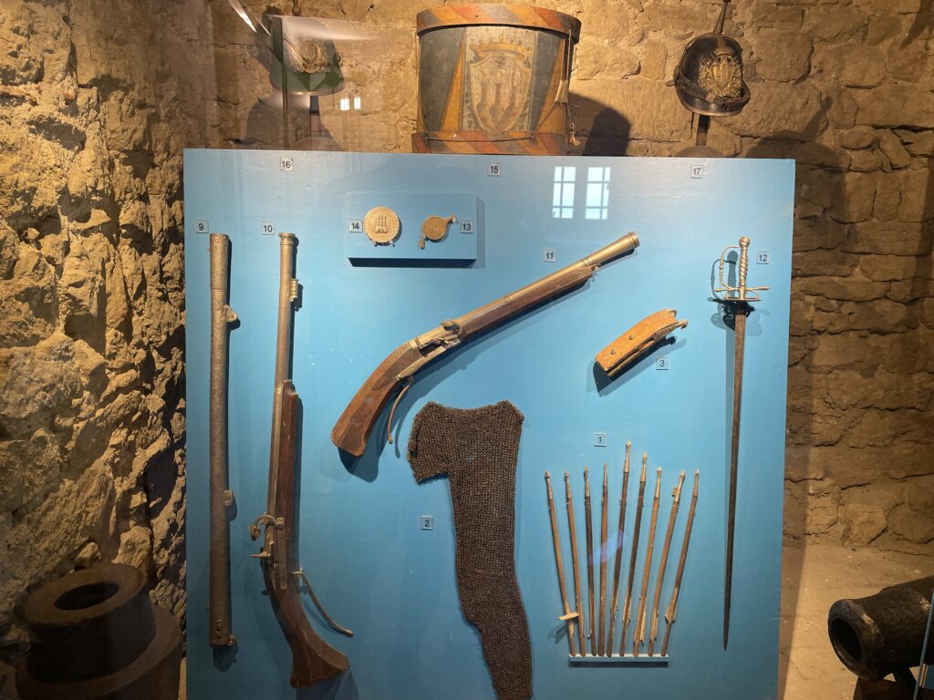 【聖馬力諾共和國San Marino】藏在義大利山上的迷你國度,世界第三小國探險記