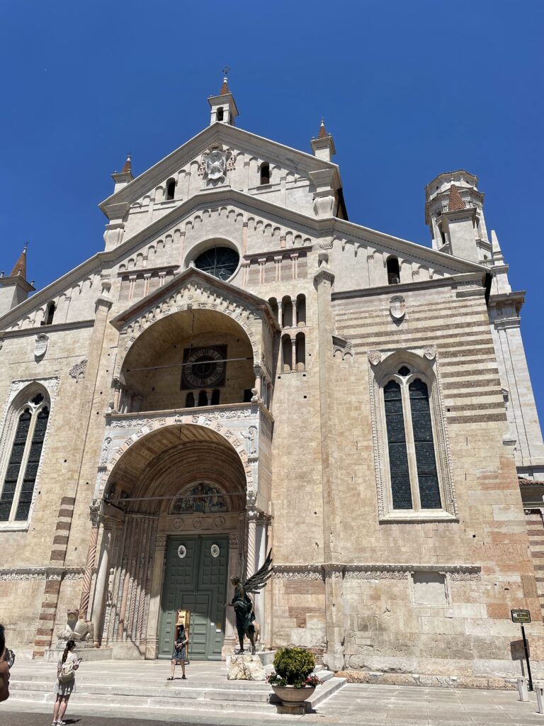 【義大利維羅納Verona】教堂與美食巡禮:信仰與美味同行